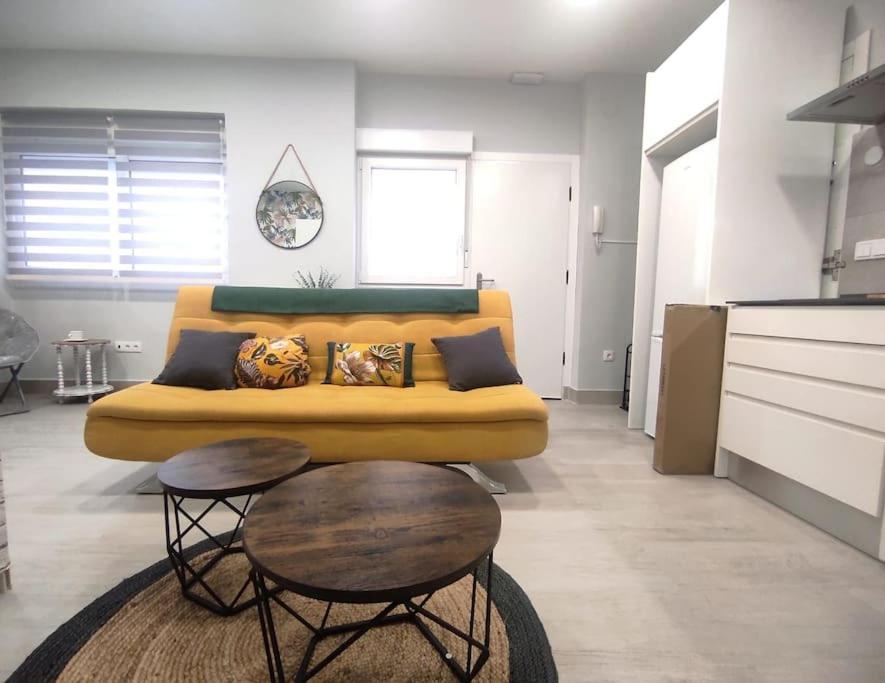 Comfortable Studio In Barrio Salamanca - Bejar Madrid Bagian luar foto